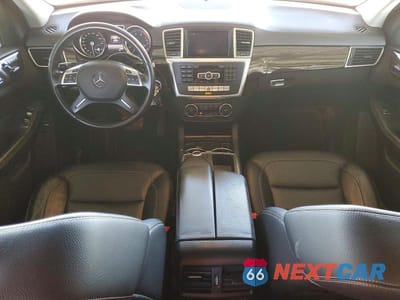 Zdjęcie 8 z 12 samochodu: 2015 MERCEDES-BENZ ML 350 VIN:4JGDA5JBXFA583784 - miniatura