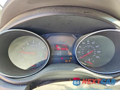 Zdjęcie 9 z 12 samochodu: 2015 KIA SEDONA LX VIN:KNDMB5C12F6051230 - miniatura