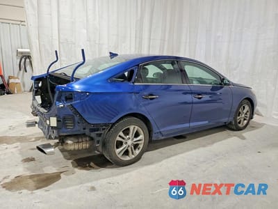 Trzecie zdjęcie samochodu z tyłu: 2019 HYUNDAI SONATA SPORT VIN:5NPE34AFXKH734870 - miniatura
