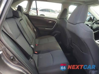 Zdjęcie 10 z 12 samochodu: 2024 TOYOTA RAV4 XLE VIN:2T3W1RFV2RW341438 - miniatura