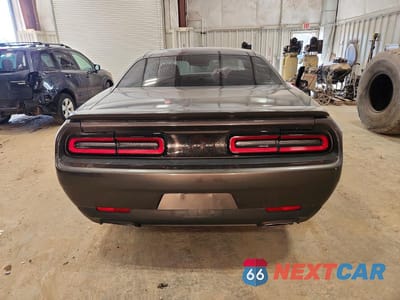 Zdjęcie 6 z 12 samochodu: 2016 DODGE CHALLENGER R VIN:2C3CDZBT3GH129258 - miniatura