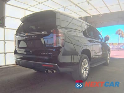 Czwarte zdjęcie samochodu z boku: 2023 CHEVROLET SUBURBAN K1500 PREMIER VIN:1GNSKFKD5PR363123 - miniatura