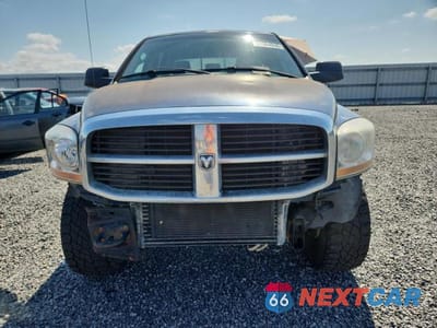 Piąte zdjęcie samochodu w środku: 2006 DODGE RAM 2500 VIN:3D7KS29C06G234077 - miniatura
