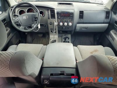 Zdjęcie 8 z 11 samochodu: 2010 TOYOTA TUNDRA GRADE VIN:5TFUW5F14AX124326 - miniatura