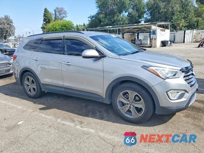 Czwarte zdjęcie samochodu z boku: 2013 HYUNDAI SANTA FE GLS VIN:KM8SM4HF3DU020914 - miniatura