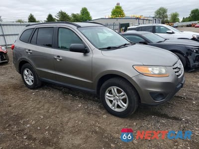 Czwarte zdjęcie samochodu z boku: 2011 HYUNDAI SANTA FE GLS VIN:5XYZG3AB4BG014792 - miniatura