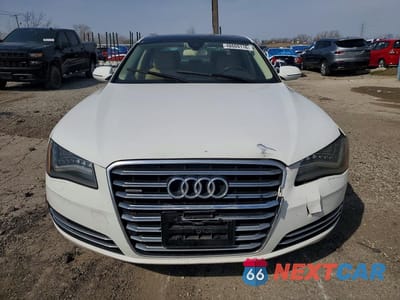 Piąte zdjęcie samochodu w środku: 2013 AUDI A8 L QUATTRO VIN:WAURGAFDXDN000788 - miniatura