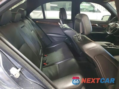 Zdjęcie 10 z 12 samochodu: 2013 MERCEDES-BENZ C 300 4MATIC VIN:WDDGF8AB7DA812977 - miniatura