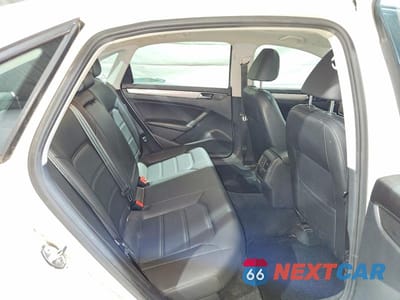 Zdjęcie 10 z 12 samochodu: 2019 VOLKSWAGEN PASSAT WOLFSBURG VIN:1VWLA7A31KC006013 - miniatura