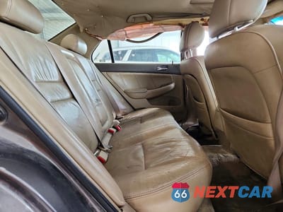 Zdjęcie 10 z 12 samochodu: 2006 HONDA ACCORD EX VIN:1HGCM56816A182999 - miniatura