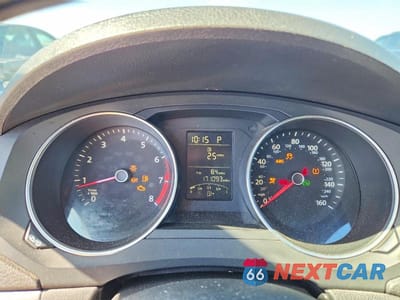 Zdjęcie 9 z 12 samochodu: 2016 VOLKSWAGEN JETTA SE VIN:3VWD67AJ0GM217682 - miniatura