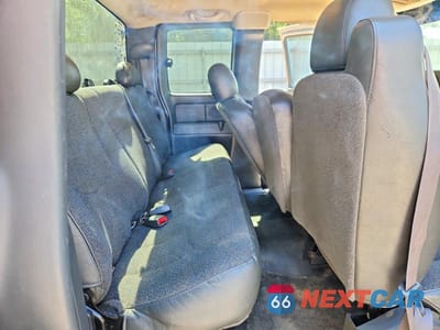 Zdjęcie 10 z 11 samochodu: 2006 CHEVROLET SILVERADO C1500 VIN:1GCEC19X76Z248656 - miniatura