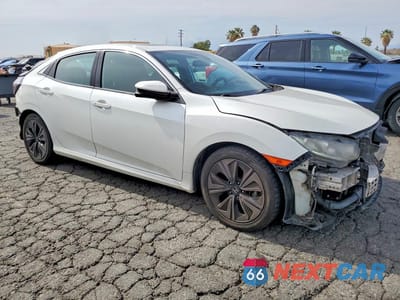 Czwarte zdjęcie samochodu z boku: 2018 HONDA CIVIC EX VIN:SHHFK7H5XJU430195 - miniatura