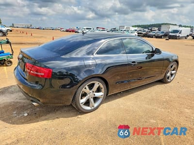 Trzecie zdjęcie samochodu z tyłu: 2010 AUDI A5 PREMIUM PLUS VIN:WAUCKAFR3AA074833 - miniatura