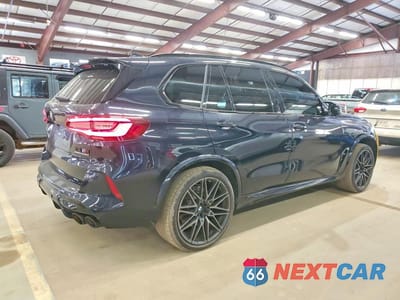 Trzecie zdjęcie samochodu z tyłu: 2021 BMW X5 M VIN:5YMJU0C07M9F23158 - miniatura