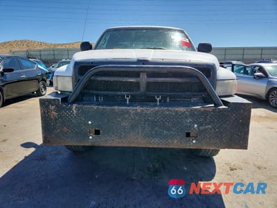 Piąte zdjęcie samochodu w środku: 1999 DODGE RAM 2500 VIN:3B7KF2360XG168164 - miniatura