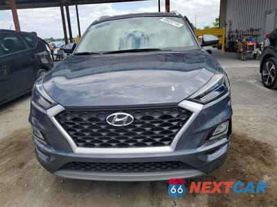 Piąte zdjęcie samochodu w środku: 2021 HYUNDAI TUCSON SPORT VIN:KM8J33ALXMU286424 - miniatura
