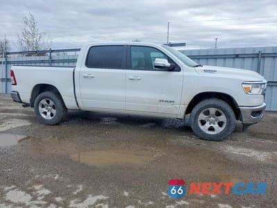 Czwarte zdjęcie samochodu z boku: 2022 DODGE RAM 1500 VIN:1C6RRFFG3NN317230 - miniatura