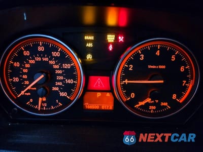 Zdjęcie 9 z 12 samochodu: 2009 BMW 335 XI VIN:WBAWC73519E068886 - miniatura