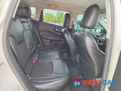 Zdjęcie 11 z 12 samochodu: 2018 JEEP COMPASS LATITUDE VIN:3C4NJCBB9JT425370 - miniatura
