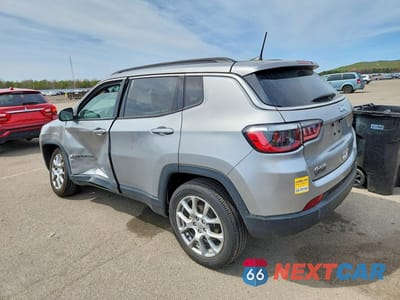 Drugie zdjęcie samochodu z przodu: 2022 JEEP COMPASS LATITUDE LUX VIN:3C4NJDFBXNT117999 - miniatura