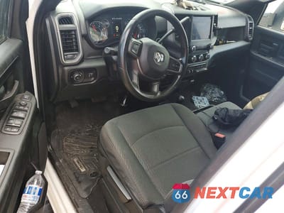 Zdjęcie 8 z 12 samochodu: 2023 RAM 3500 TRADESMAN VIN:3C63RRGL7PG552275 - miniatura