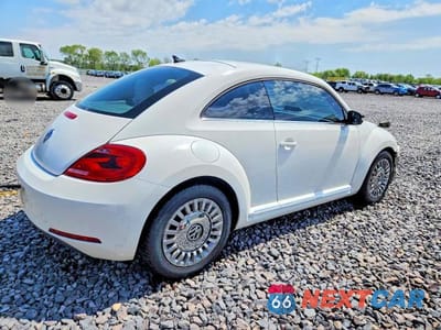 Trzecie zdjęcie samochodu z tyłu: 2013 VOLKSWAGEN BEETLE VIN:3VWJL7AT2DM683509 - miniatura