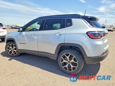Drugie zdjęcie samochodu z przodu: 2025 JEEP COMPASS LIMITED VIN:3C4NJDCN3ST513802 - miniatura