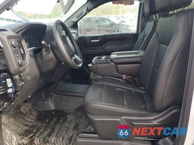 Zdjęcie 7 z 12 samochodu: 2024 CHEVROLET SILVERADO K3500 VIN:1GC3YSE7XRF371023 - miniatura