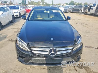 Piąte zdjęcie samochodu w środku: 2019 MERCEDES-BENZ C 300 4MATIC VIN:55SWF8EB0KU316423 - miniatura