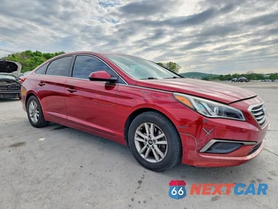 Czwarte zdjęcie samochodu z boku: 2016 HYUNDAI SONATA SE VIN:5NPE24AF6GH382056 - miniatura