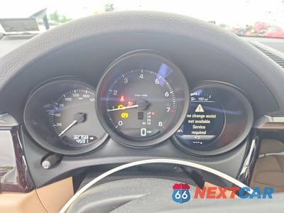 Zdjęcie 9 z 13 samochodu: 2022 PORSCHE MACAN VIN:WP1AA2A54NLB02641 - miniatura