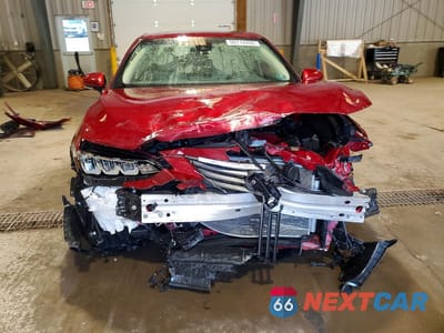 Piąte zdjęcie samochodu w środku: 2021 TOYOTA AVALON XLE VIN:4T1AA1AB8MU001544 - miniatura
