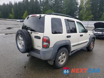 Trzecie zdjęcie samochodu z tyłu: 2005 JEEP LIBERTY SPORT VIN:1J4GL48K25W522811 - miniatura