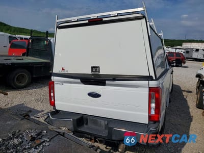 Zdjęcie 6 z 13 samochodu: 2023 FORD F350 SUPER DUTY VIN:1FT8W3AT7PEC75860 - miniatura