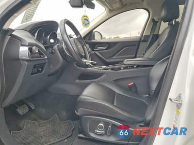 Zdjęcie 7 z 12 samochodu: 2020 JAGUAR F-PACE PREMIUM 25T VIN:SADCJ2FXXLA630766 - miniatura