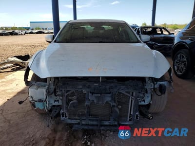 Piąte zdjęcie samochodu w środku: 2018 MAZDA 6 SPORT VIN:JM1GL1UM4J1316991 - miniatura