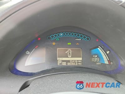 Zdjęcie 9 z 12 samochodu: 2017 NISSAN LEAF SV VIN:1N4BZ0CP4HC300776 - miniatura