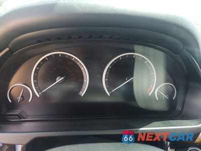 Zdjęcie 9 z 11 samochodu: 2015 BMW X5 XDRIVE50I VIN:5UXKR6C5XF0J74304 - miniatura