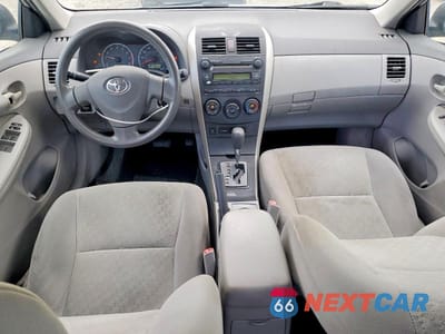 Zdjęcie 8 z 11 samochodu: 2009 TOYOTA COROLLA LE VIN:1NXBU40E99Z151419 - miniatura