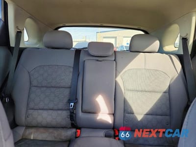 Zdjęcie 10 z 13 samochodu: 2017 KIA NIRO LX VIN:KNDCB3LC5H5047246 - miniatura