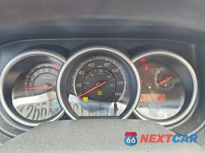 Zdjęcie 9 z 13 samochodu: 2010 NISSAN VERSA 1.8 S VIN:3N1BC1CP4AL366503 - miniatura