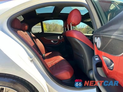 Zdjęcie 8 z 10 samochodu: 2019 MERCEDES-BENZ C 43 AMG VIN:55SWF6EB3KU284846 - miniatura