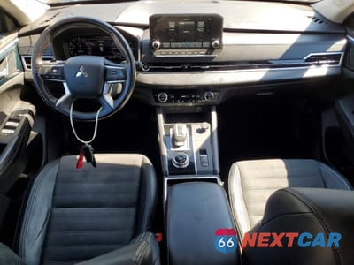 Zdjęcie 8 z 12 samochodu: 2022 MITSUBISHI OUTLANDER SE VIN:JA4J4UA83NZ011334 - miniatura