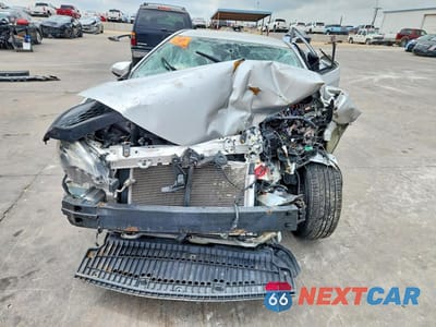 Piąte zdjęcie samochodu w środku: 2019 TOYOTA COROLLA SE VIN:2T1BURHE8KC209884 - miniatura