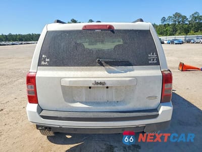 Zdjęcie 6 z 13 samochodu: 2012 JEEP PATRIOT LATITUDE VIN:1C4NJPFB5CD665638 - miniatura