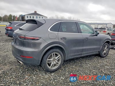 Trzecie zdjęcie samochodu z tyłu: 2020 PORSCHE CAYENNE VIN:WP1AA2AY1LDA04426 - miniatura