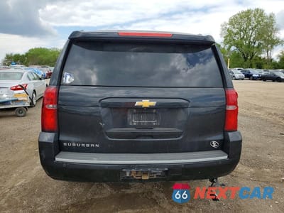 Zdjęcie 6 z 12 samochodu: 2015 CHEVROLET SUBURBAN K1500 LT VIN:1GNSKJKC7FR141708 - miniatura