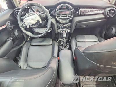 Zdjęcie 8 z 13 samochodu: 2016 MINI COOPER S VIN:WMWXU3C5XG2D30321 - miniatura