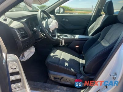 Zdjęcie 7 z 12 samochodu: 2026 NISSAN ROGUE SV VIN:5N1BT3BB9TC698199 - miniatura
